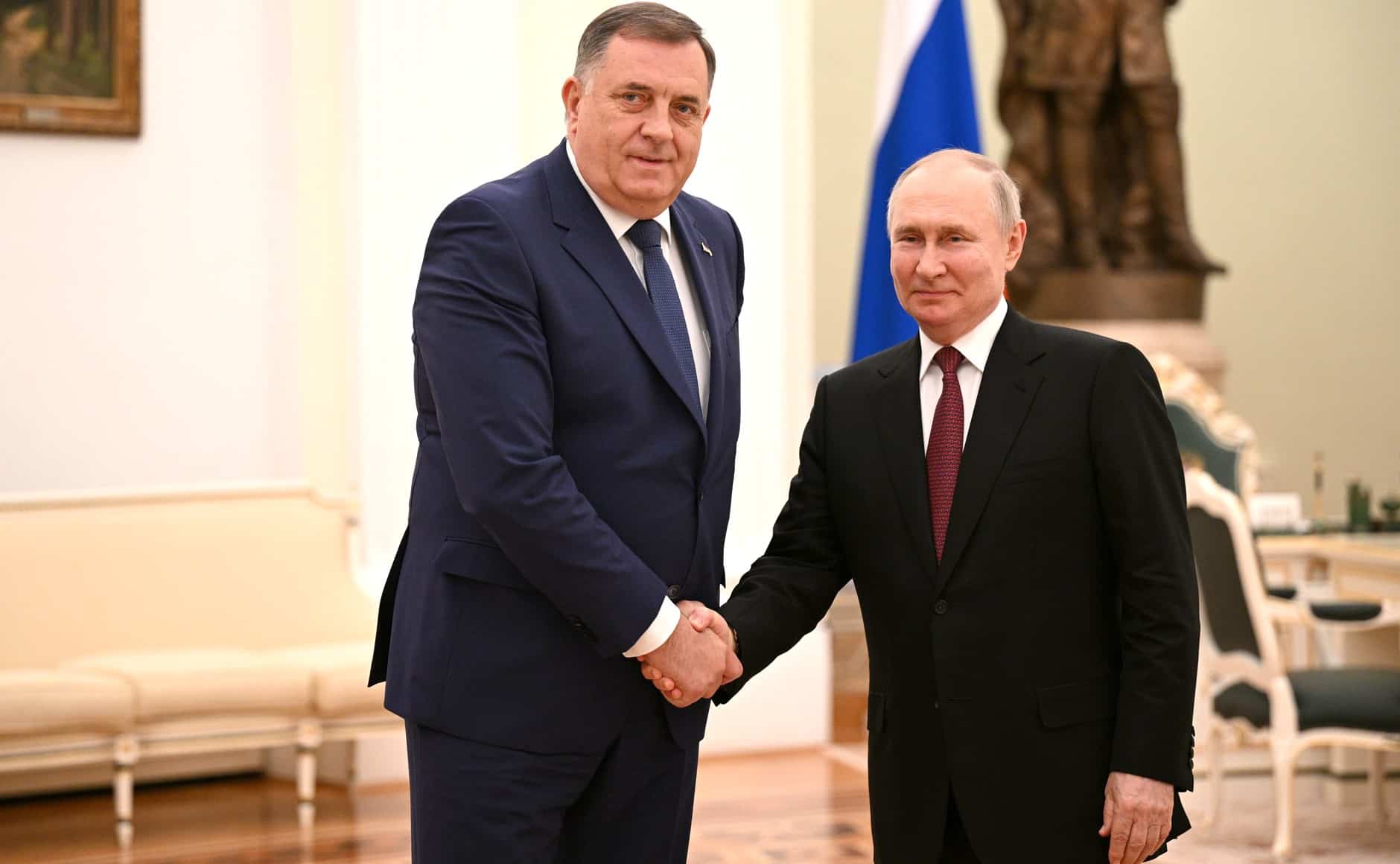 Milorad Dodik möter Vladimir Putin den 23 maj 2023.